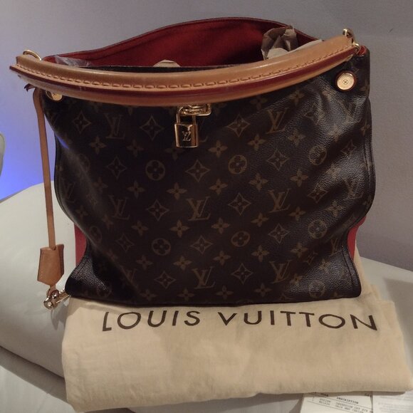 Louis Vuitton Handbags - 🌹 Beautiful Louis Vuitton Gaia in Monogram & Cerise